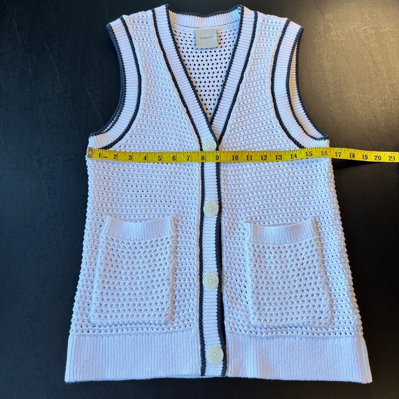 Varley Leilani V-Neck button front Cardigan Tank Club Collection - Picture 8 of 15